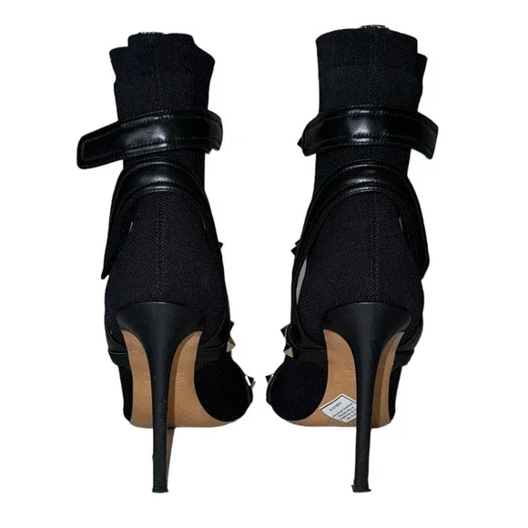 Valentino Garavani Bodytech Rockstud Ankle Boots Size 38.5